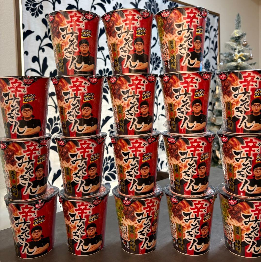 ラスト在庫　18個　辛みそきん　ラーメン　新みそきん　HIKAKINプレミアム