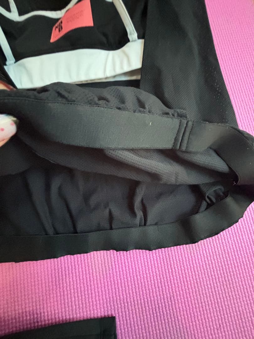 NBBウィークエンド　ヨガウェアセット ブラック　L