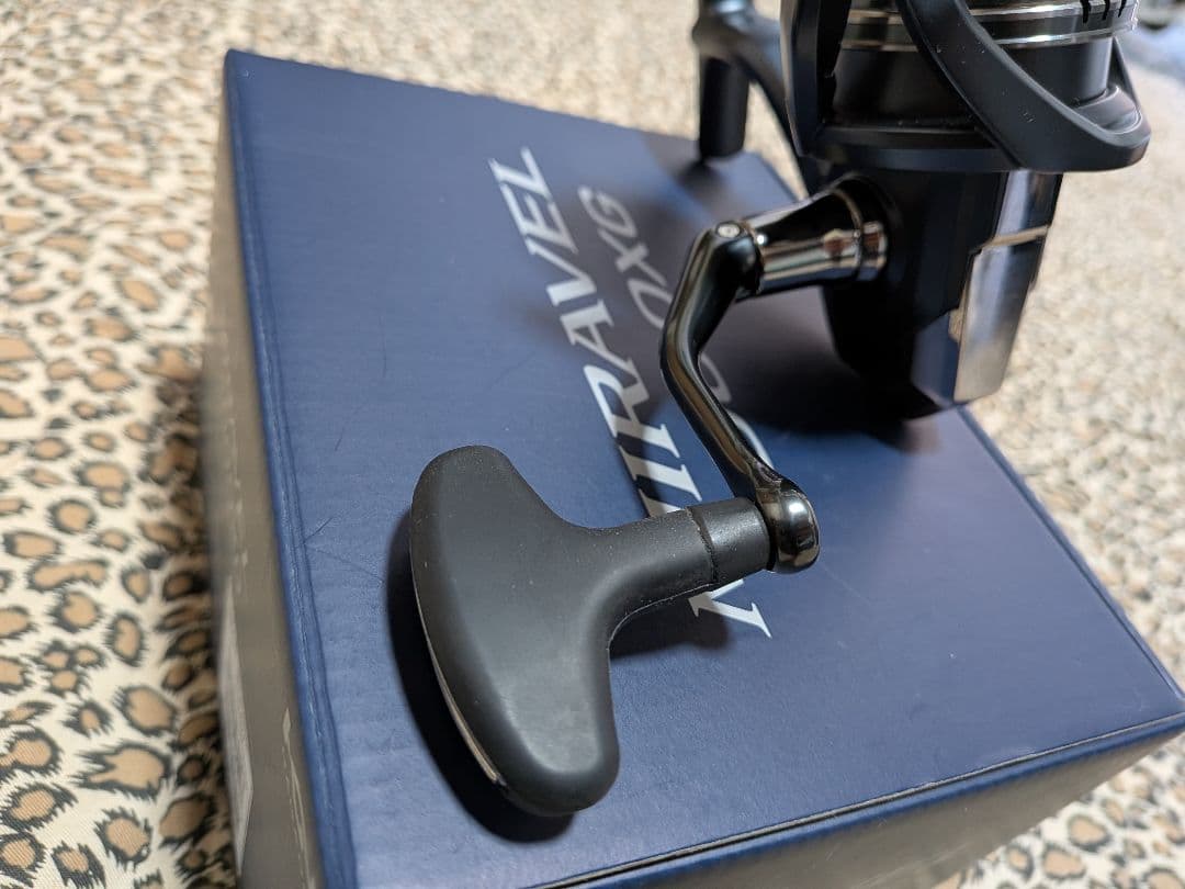 SHIMANO　22 ミラベル　4000XG 未使用品