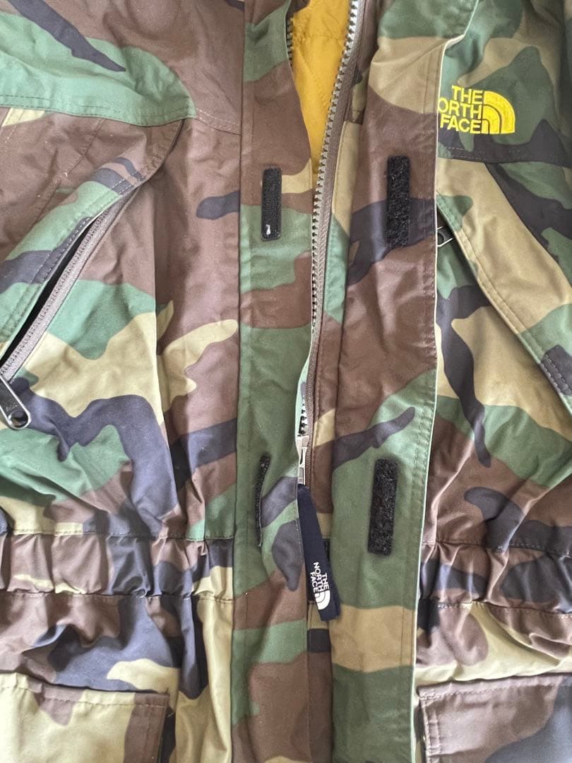 THE NORTH FACE 子ども用　カモフラスキーウェア　つなぎ　120