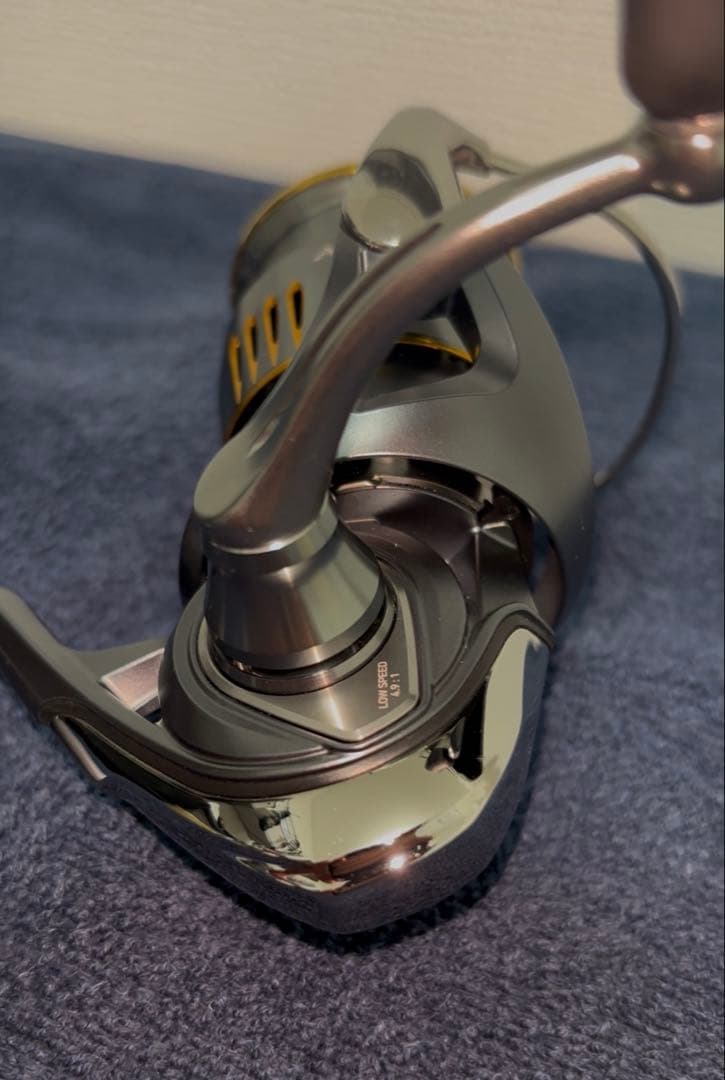 【美品】DAIWA 23エアリティLT 2000S-P+ザイオンノブ セット