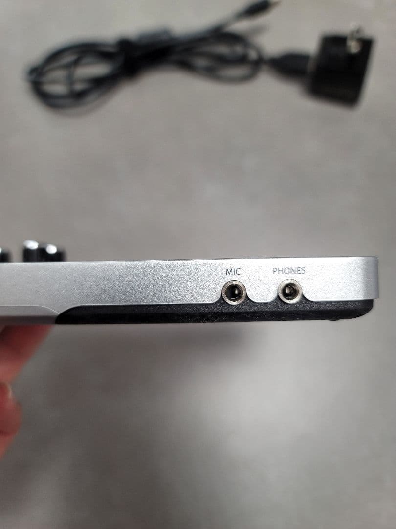 MONSTER DJコントローラー 本体