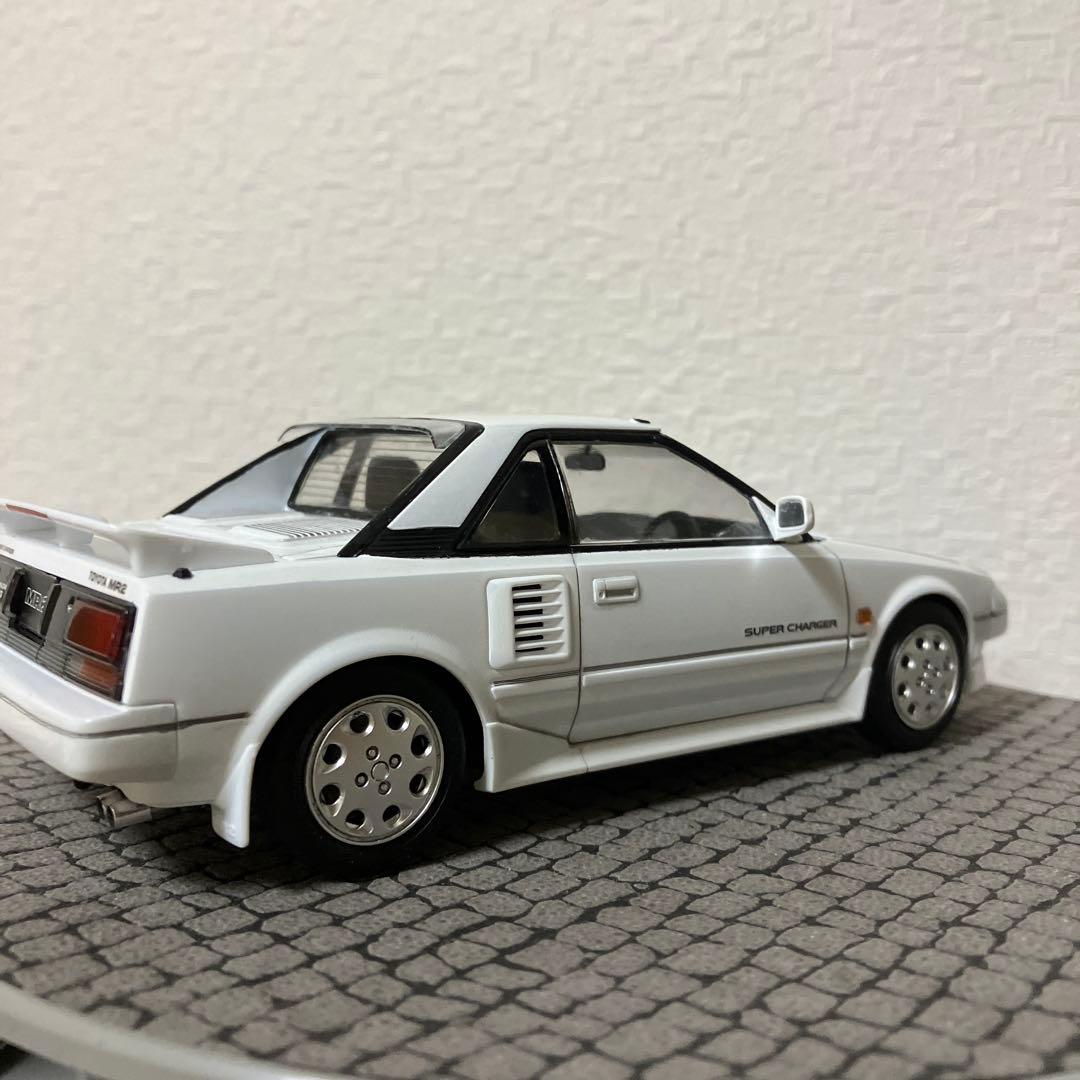 ハセガワ トヨタ MR2 AW11 ホワイト プラモデル　ジオラマ
