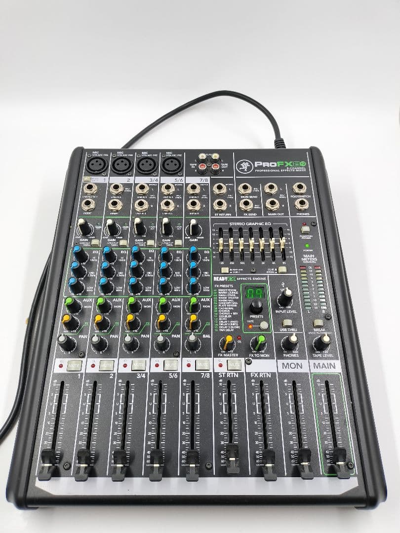Mackie ProFX8V2 アナログミキサー