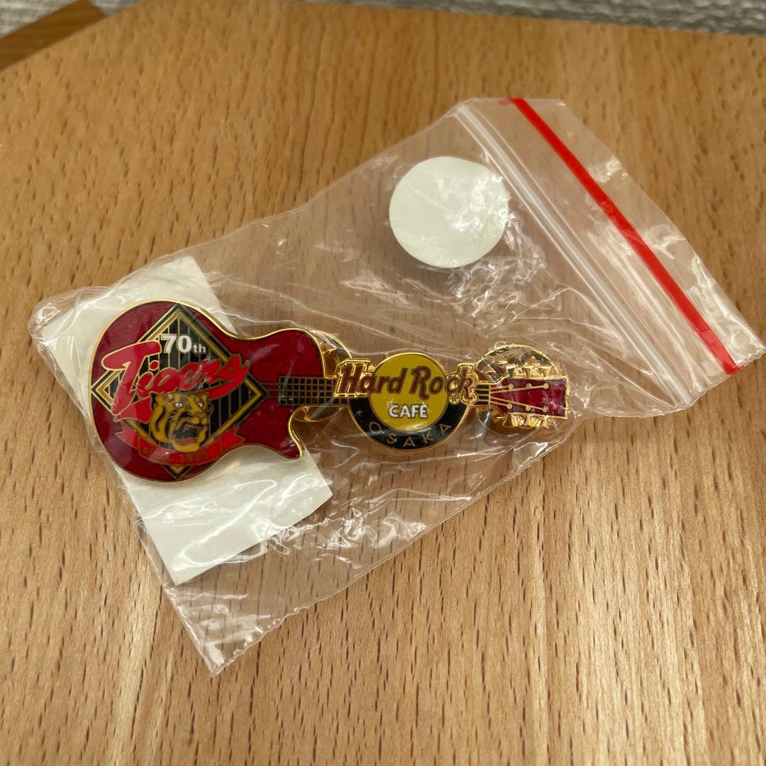 ハードロックカフェ阪神タイガース70周年記念　大阪ギターピンバッチ　全7種
