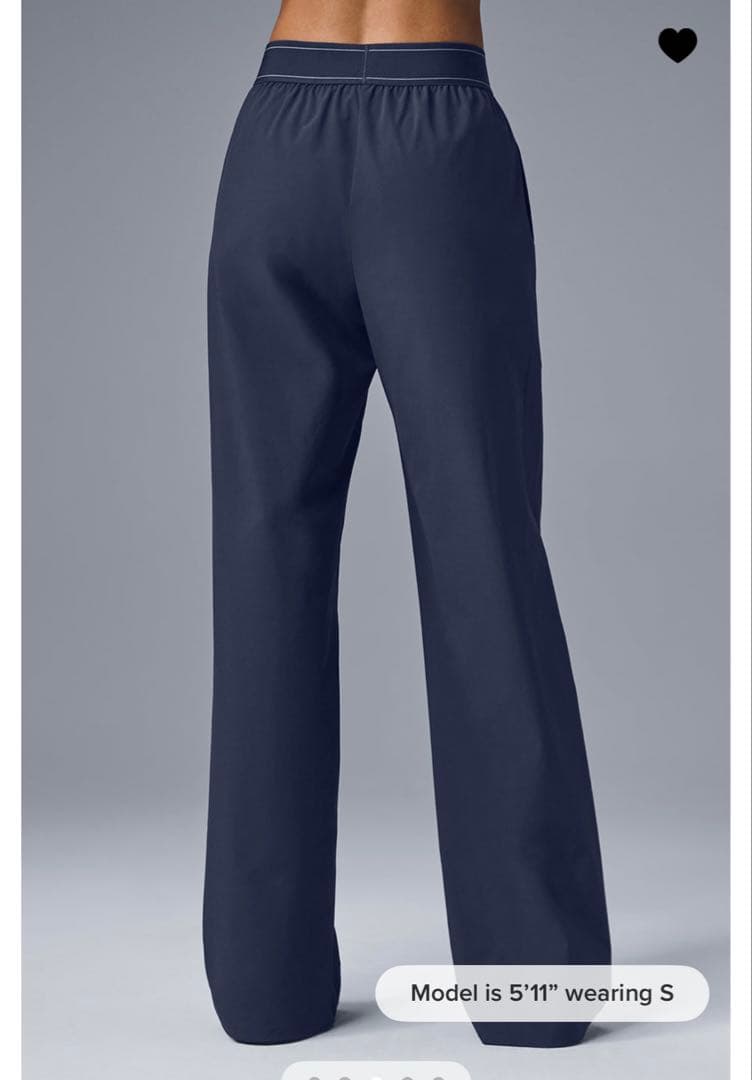 正規品未使用Alo yogaヨガパンツ　ネイビー　Sサイズ　long アローヨガ