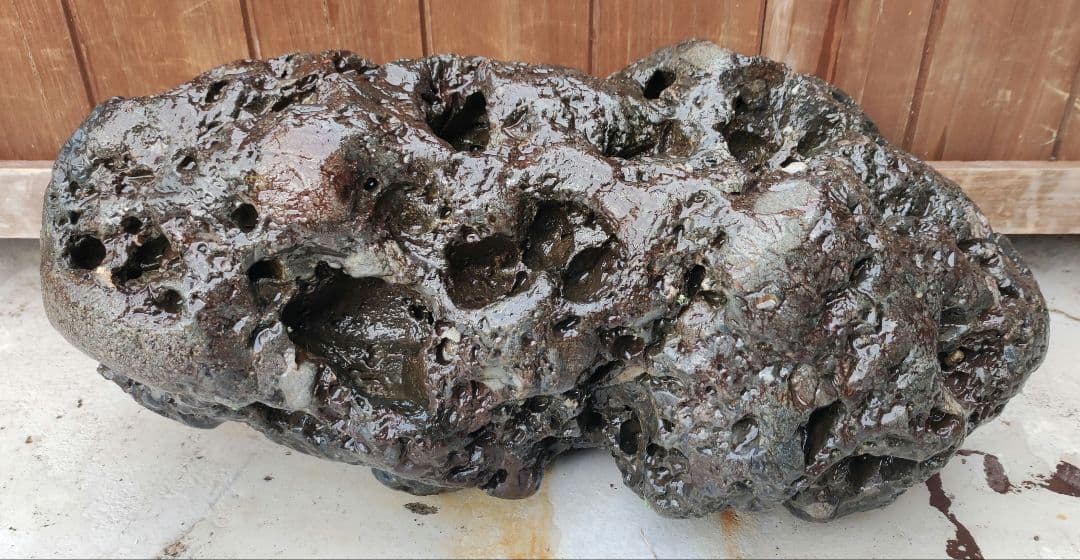 大迫力　溶岩石　インテリア