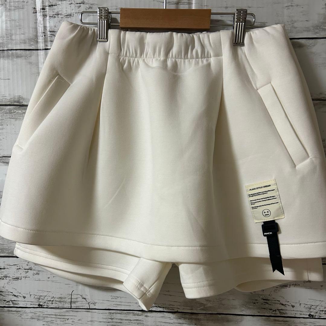 レディースゴルフウェアセットアップ　白