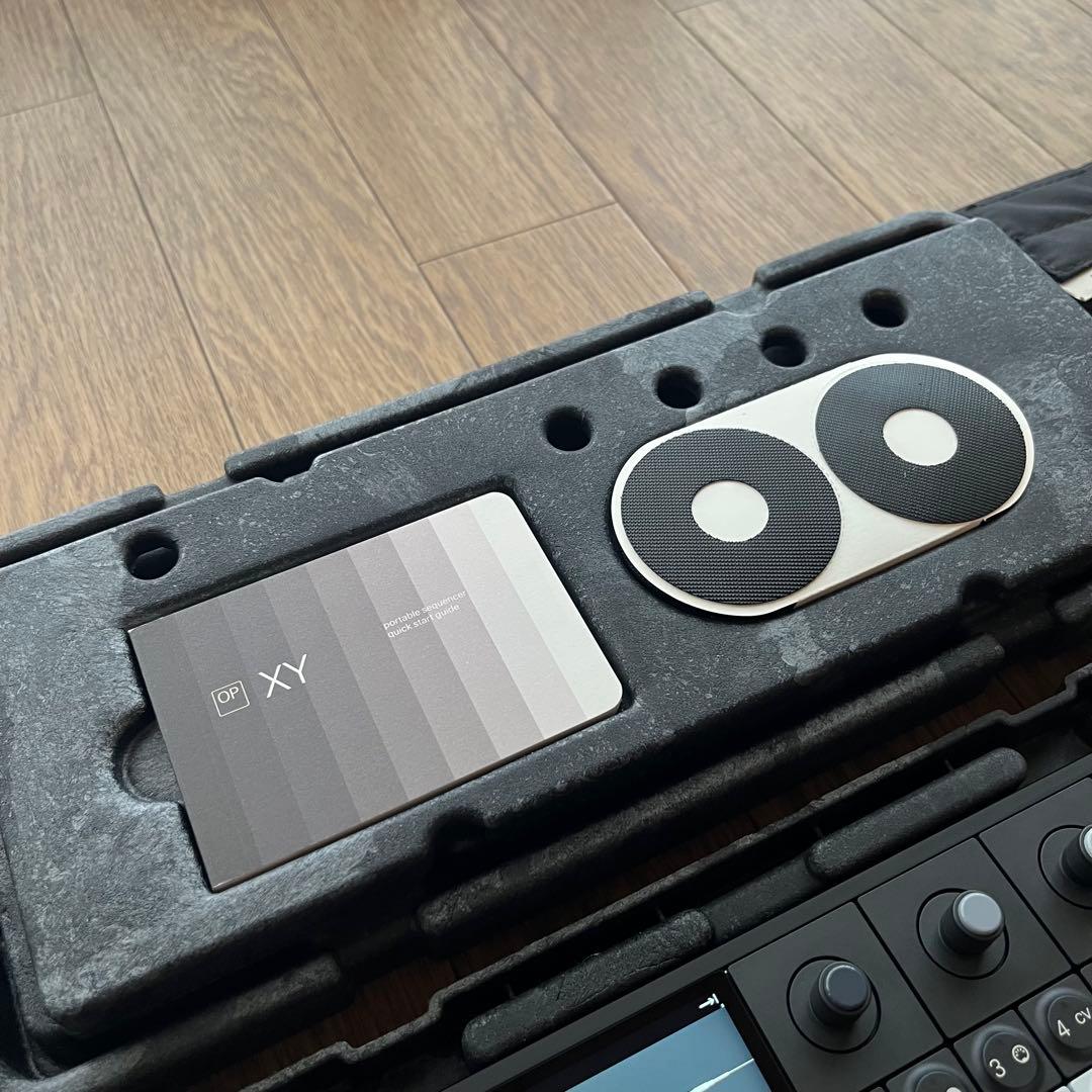 Teenage Engineering op-xy 純正バッグ付属