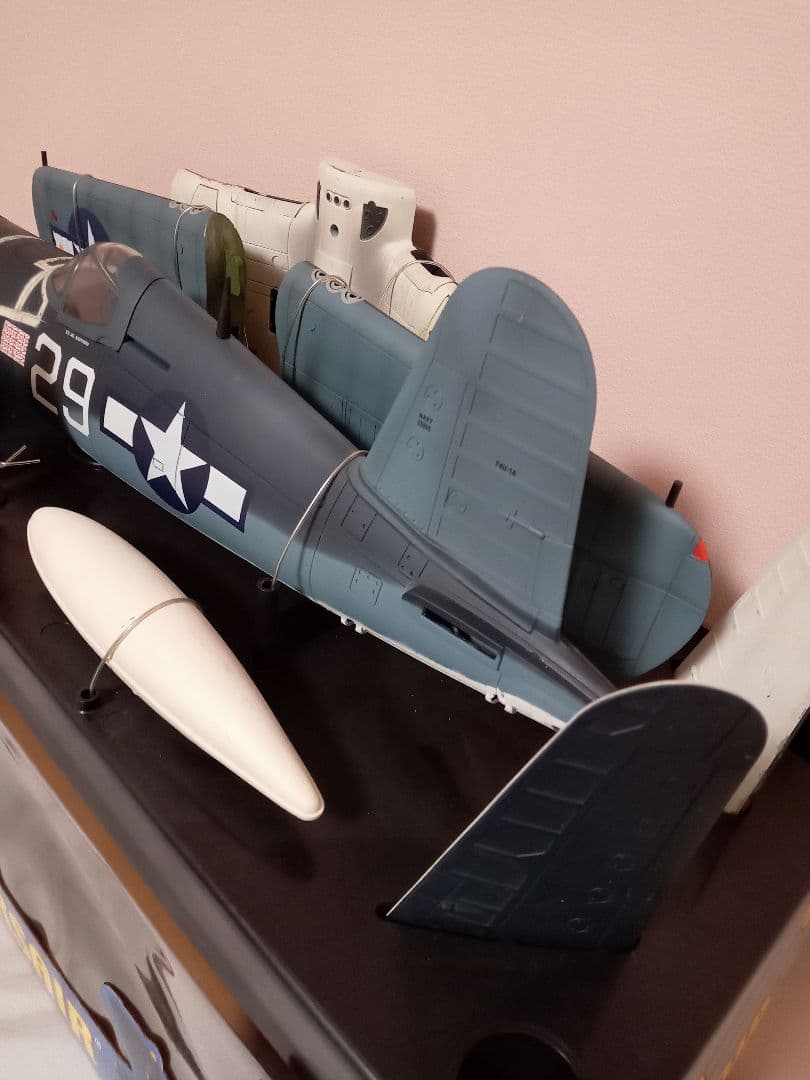 希少価値♡21stセンチュリートイズ 1/18 F4U-1A コルセア