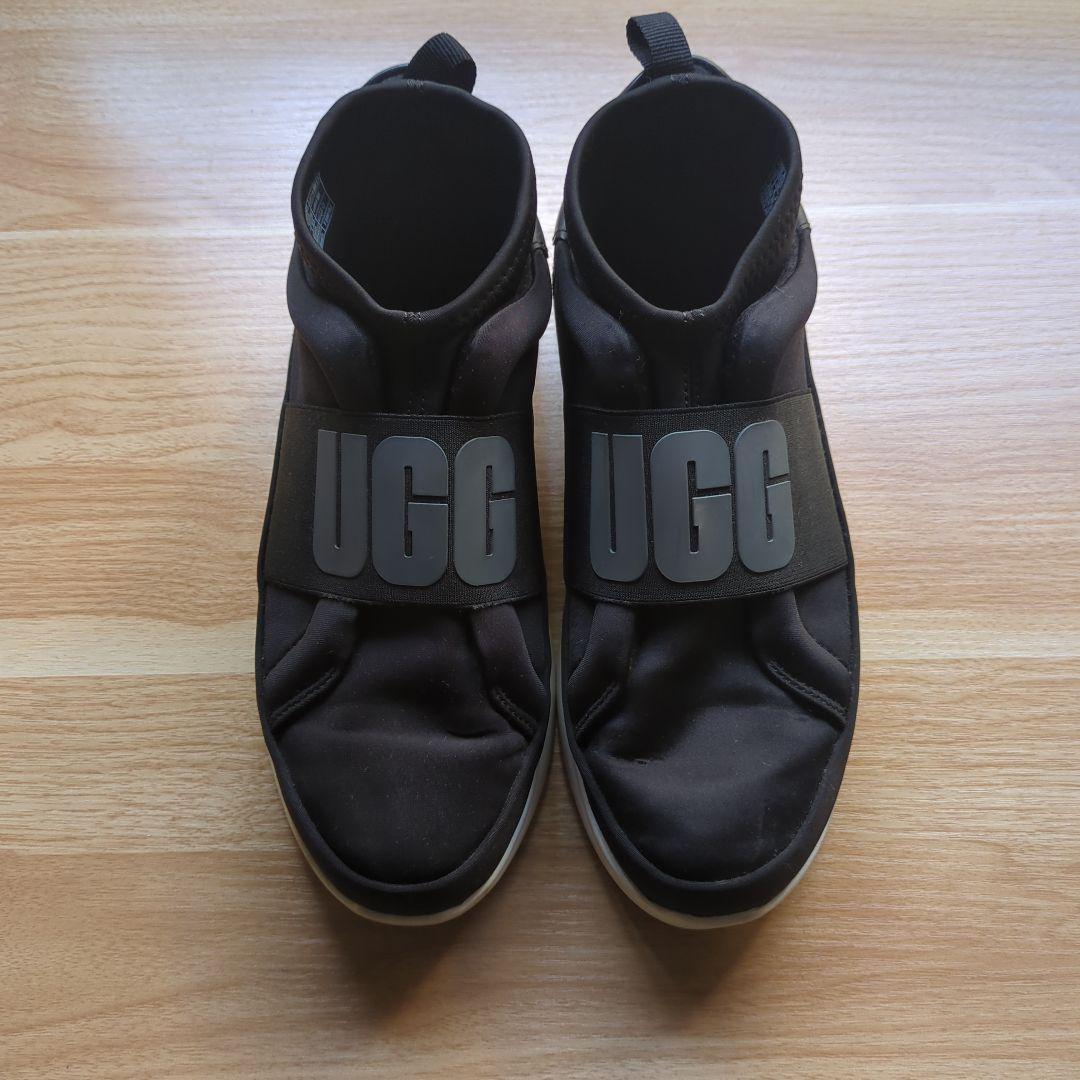 UGG スリッポンシューズ 黒