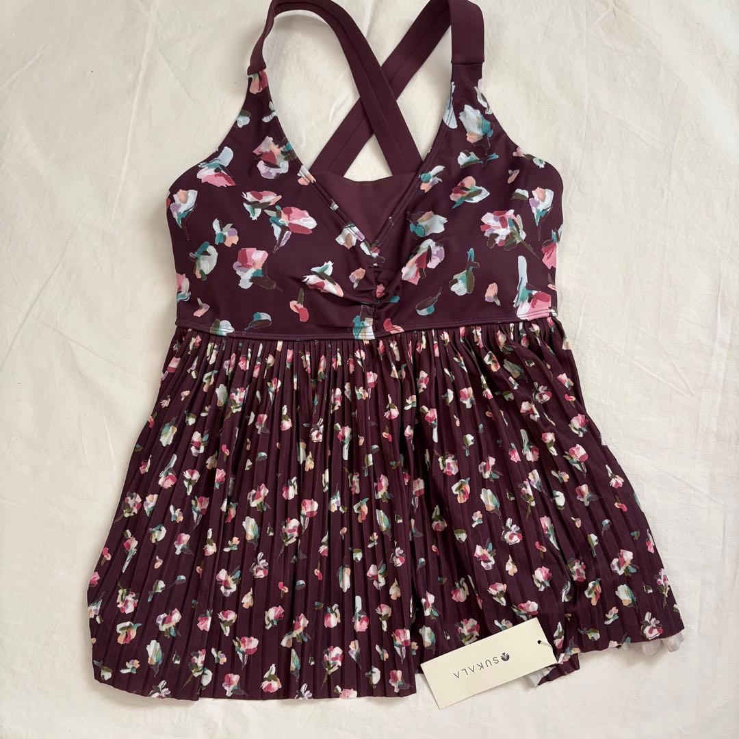 新品タグ付【SUKALA】ローズプリントプリーツタンクトップ Lサイズヨガウェア