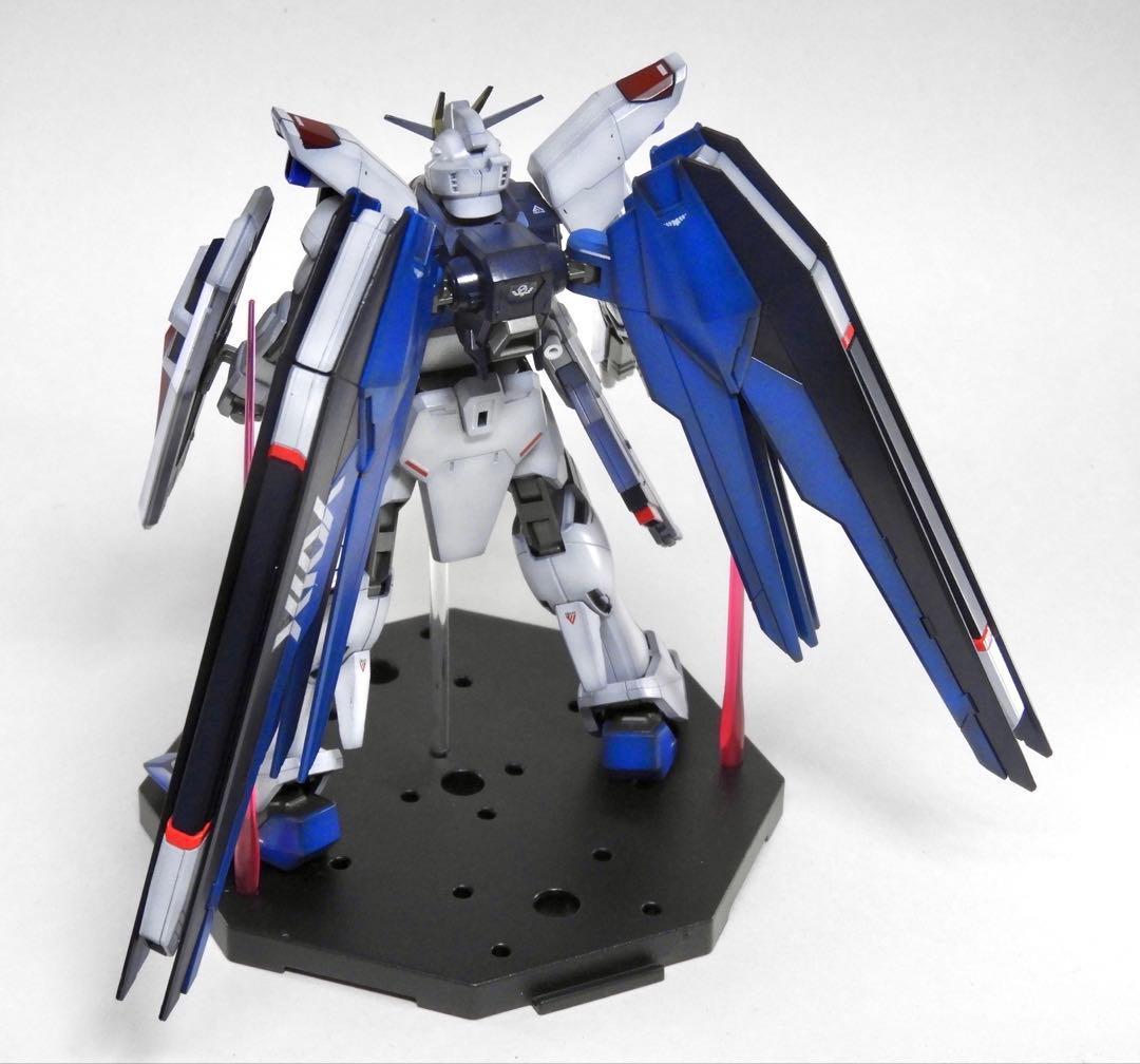 HGCE フリーダムガンダム 全塗装 / ガンプラ 完成品