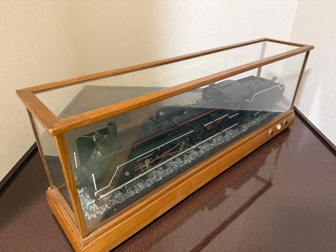 C57 蒸気機関車模型 ガラスケース付き