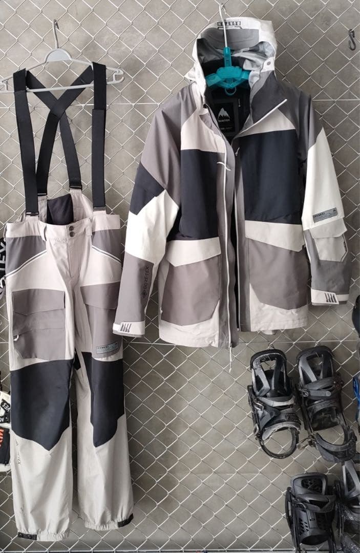 バートン ゴアテックス スノーボードウェア 上下セット M(US)