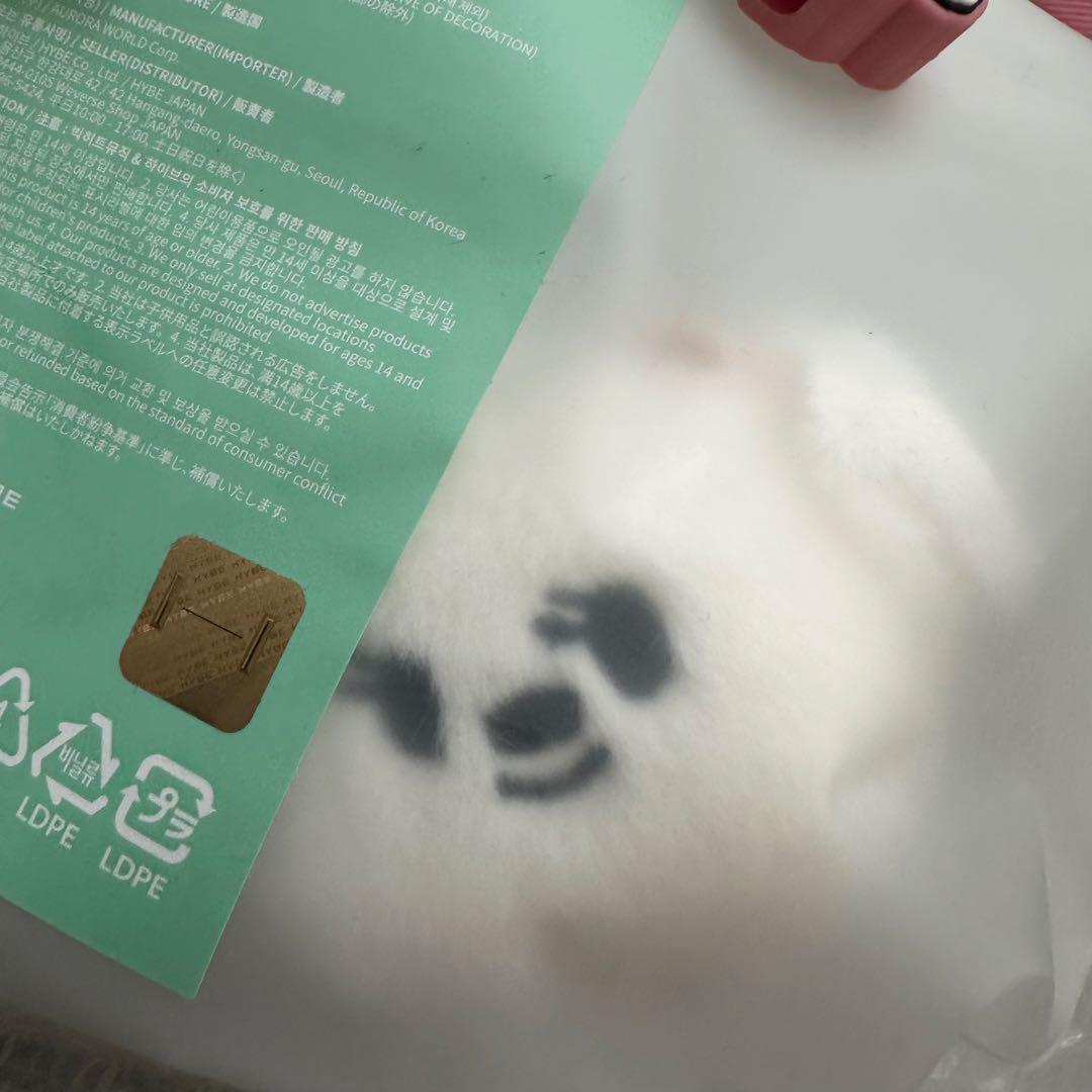 プルバトゥ バムグッフェイスキーリングポーチケーブルプロテクターラキドロ缶バッジ