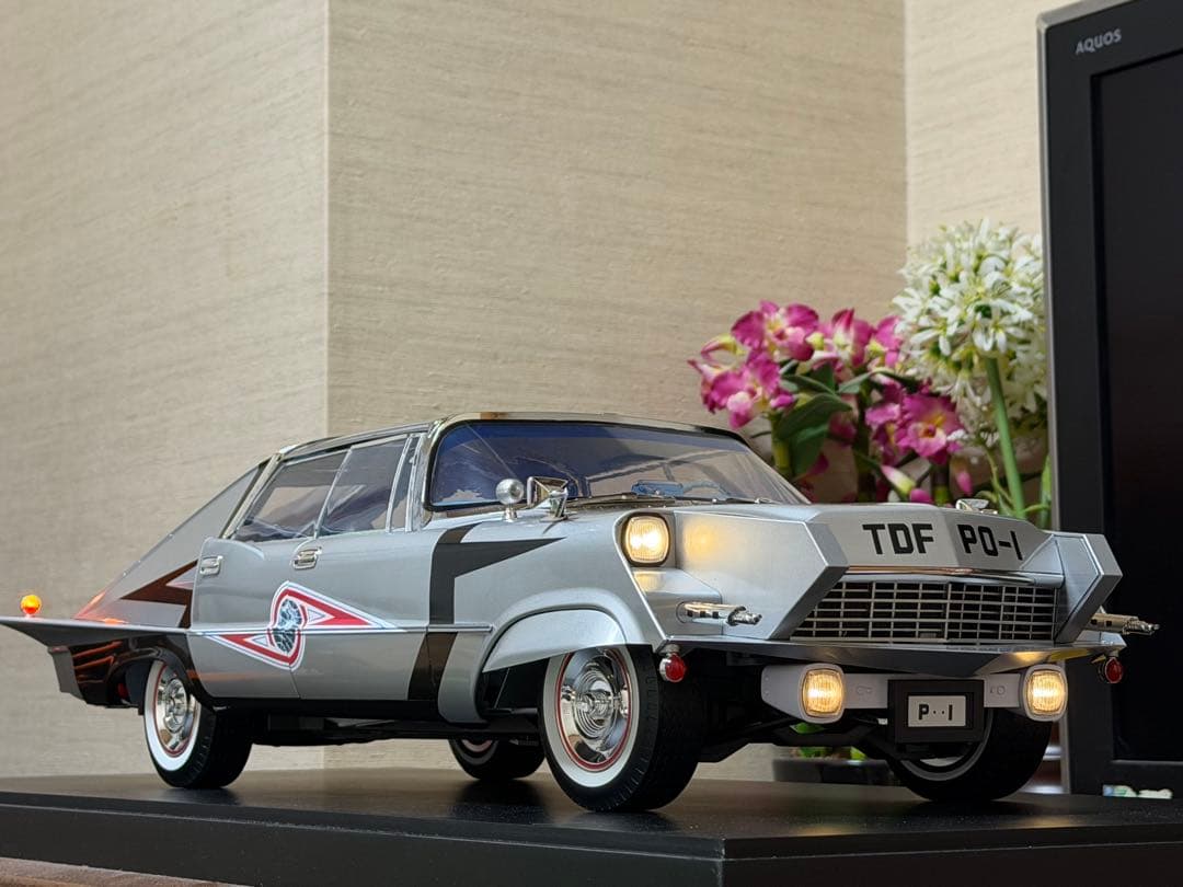 1/8ポインター前期型　ウルトラセブン　専用ケース/モロボシ・ダン付属