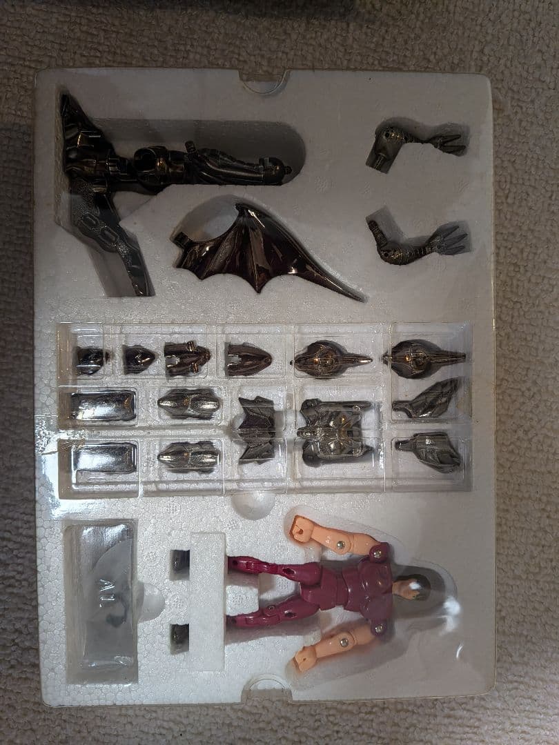 聖闘士聖衣大系　アルファローブ　ジークフリート