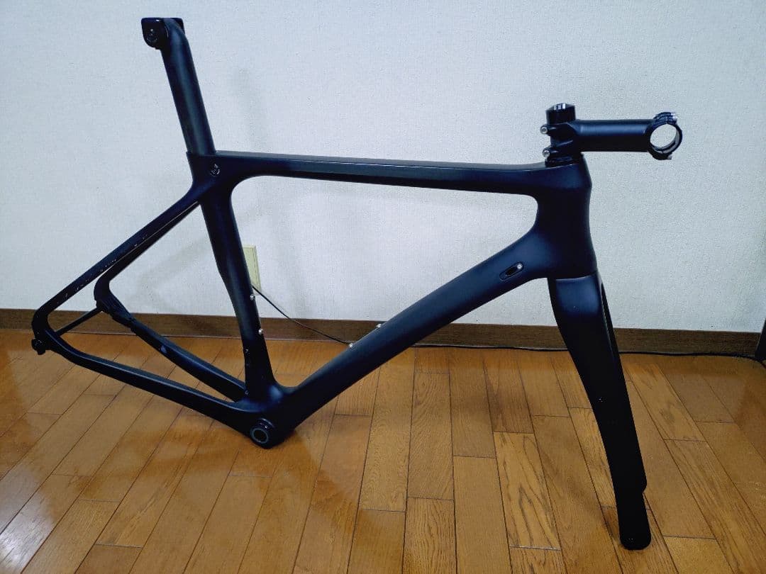 ICAN カーボンフレーム RD01 エアロロード グラベルにも