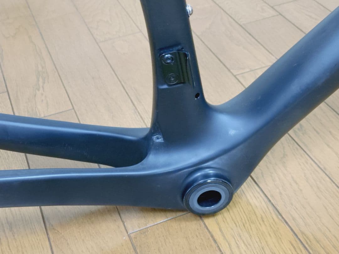 ICAN カーボンフレーム RD01 エアロロード グラベルにも