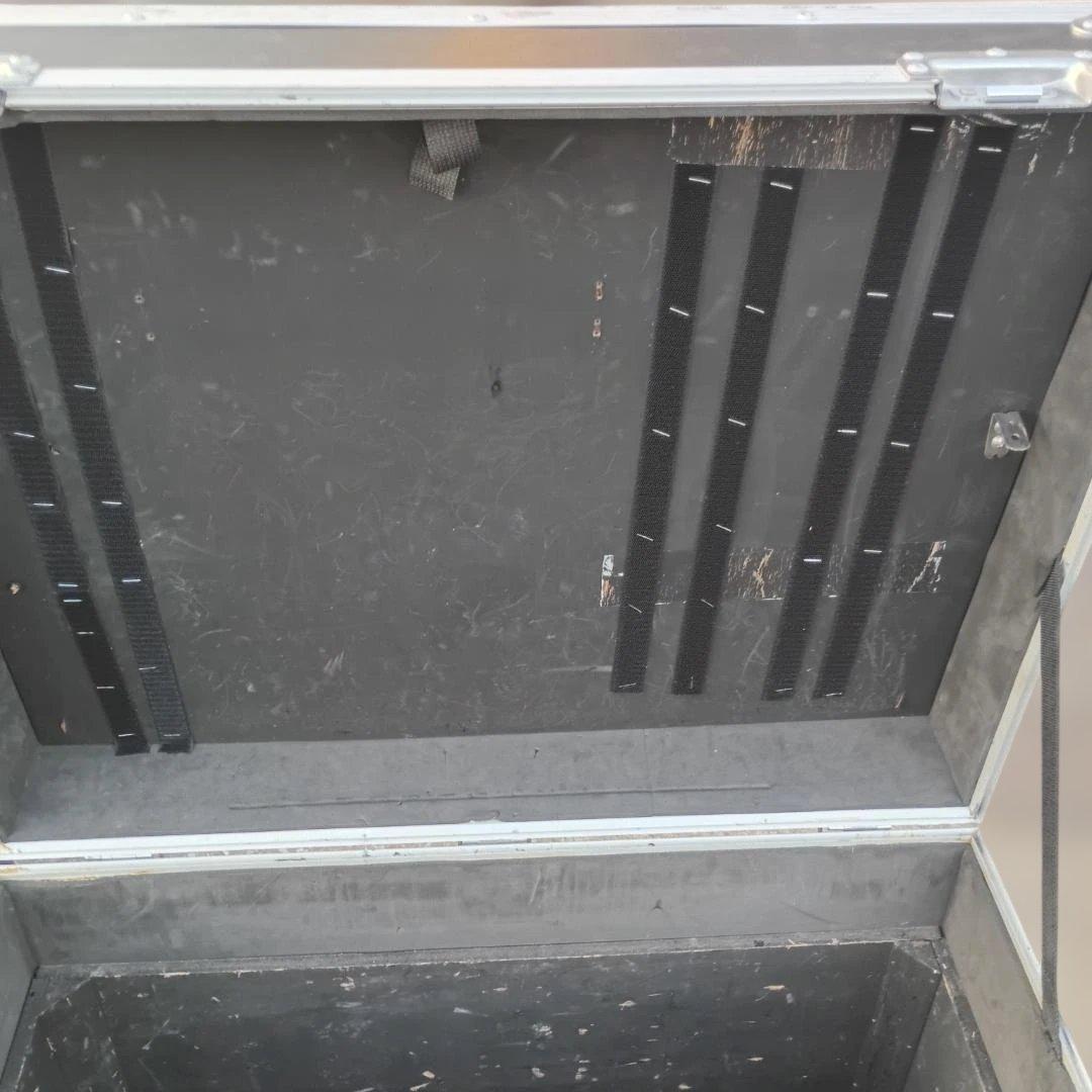 ７０１０）Road Ready　大型機材トランクケース　キャスター付き