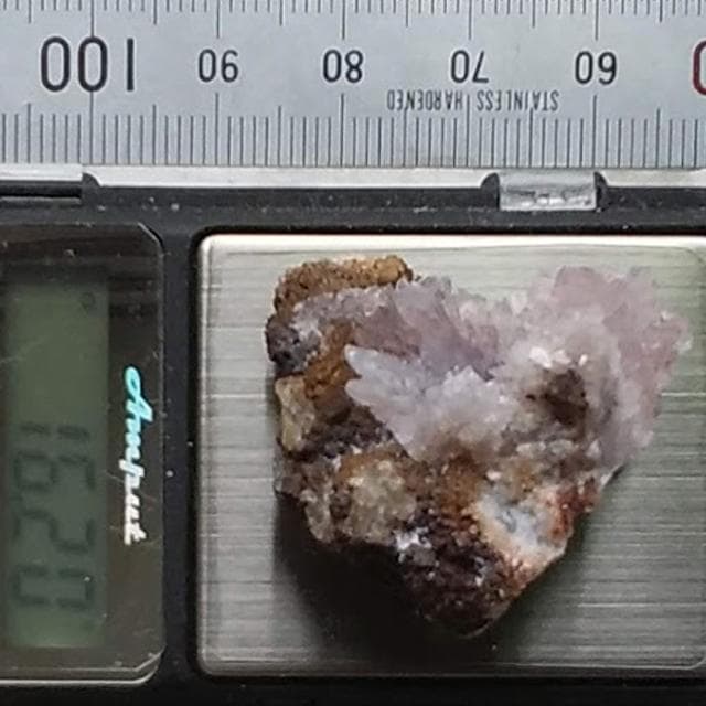 16.20g　クリード石　パープルクリーダイト　鉱物標本　クリーダイト