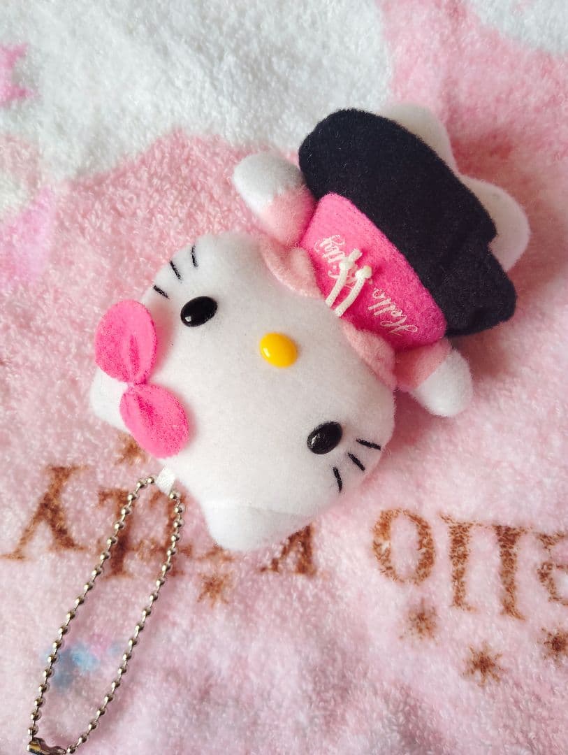 サンリオ♡キティちゃん パーカー マスコット【激レア】