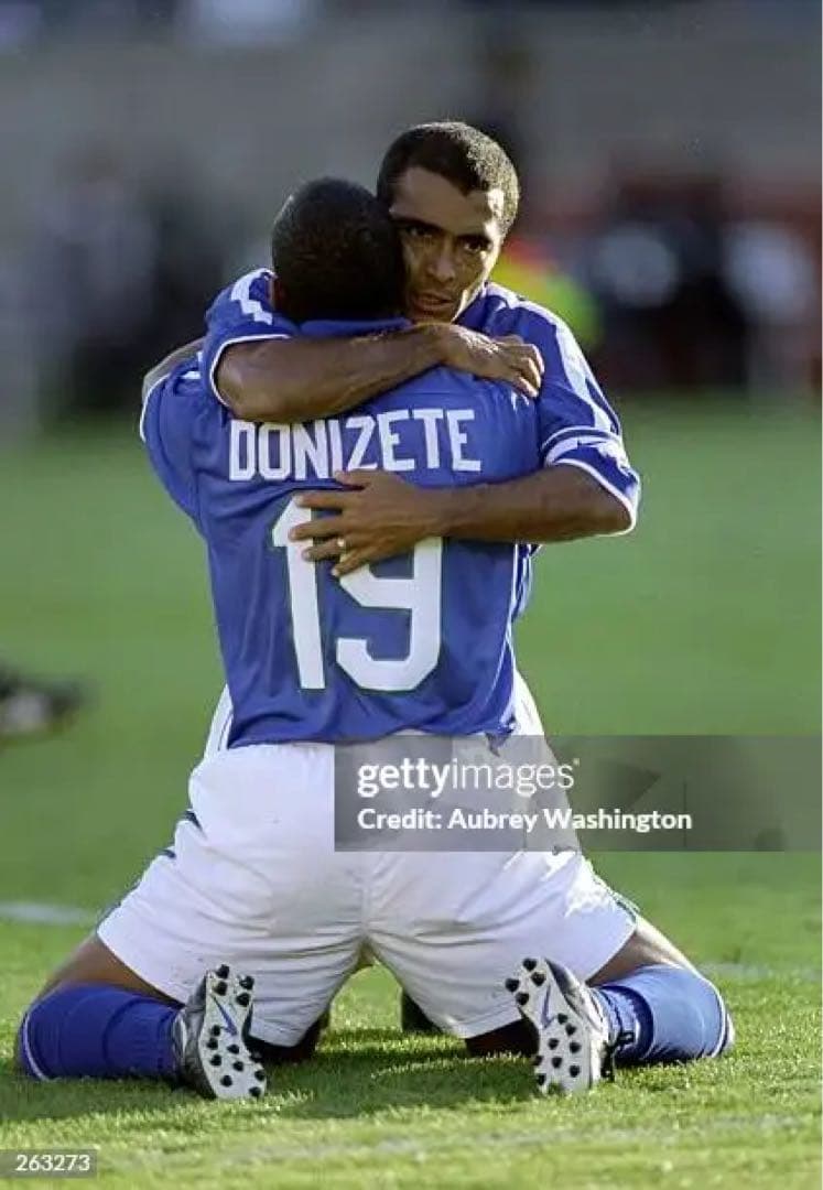 正規品 1997年ブラジル代表　アウェイ　ユニフォーム　ロマーリオ　Mサイズ