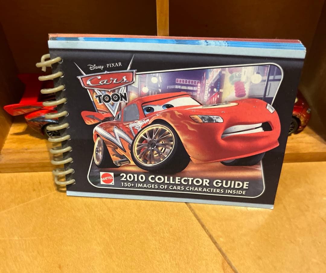 美品　マテルカーズ ライトニング・マックィーン 21台とガイドブック2冊セット