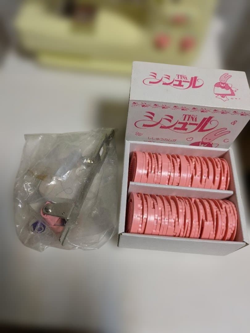 TINA 　シシュール　　TOMY