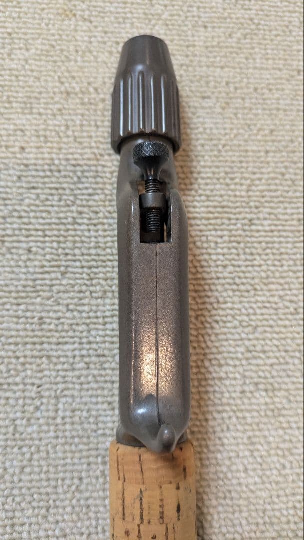 ザウルスのフェザーウェイトチャンピオングリップ