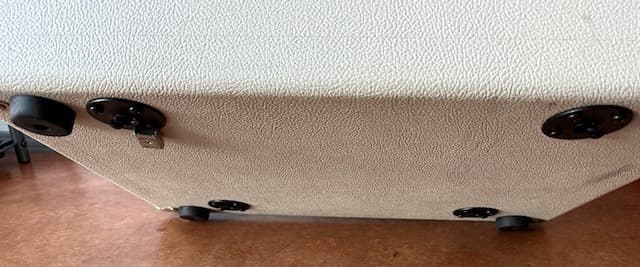 aguilar SL410X LTD/ Antique Ivory 4Ω