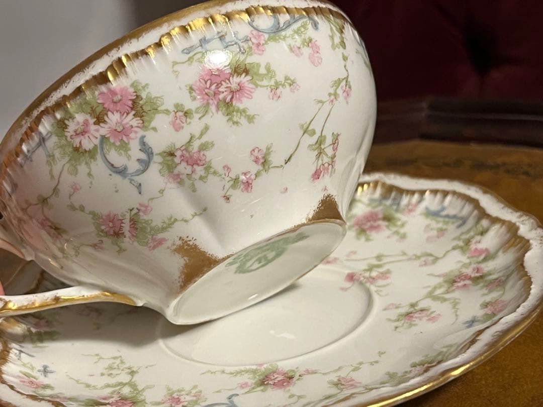 リモージュ　アビランド　ぼかし金彩 フラワー カップ＆ソーサー