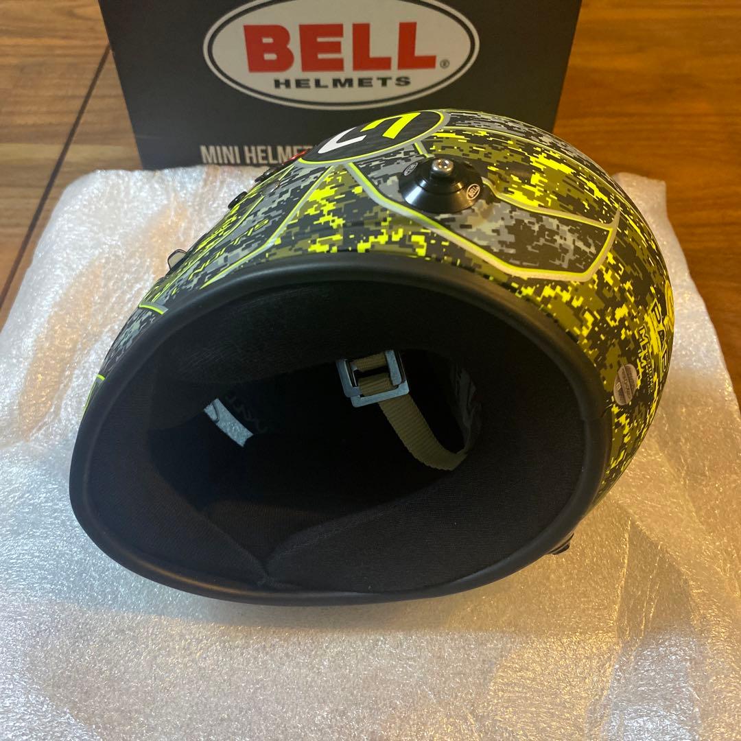 【komamahalo】【直筆サイン】ランド・ノリス 1/2 ヘルメット