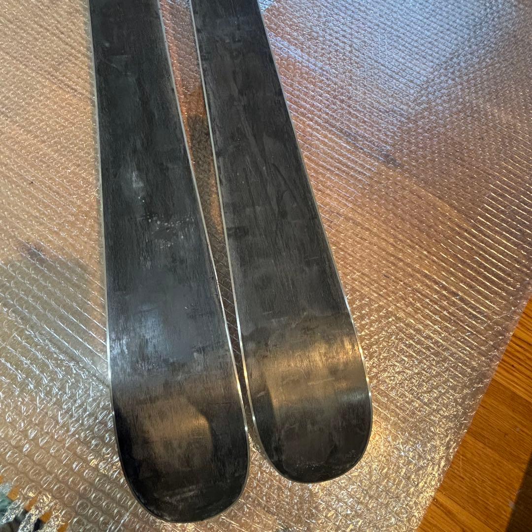 ショートスキー ミッドスキー　キスマーク ツインチップ　工具不要