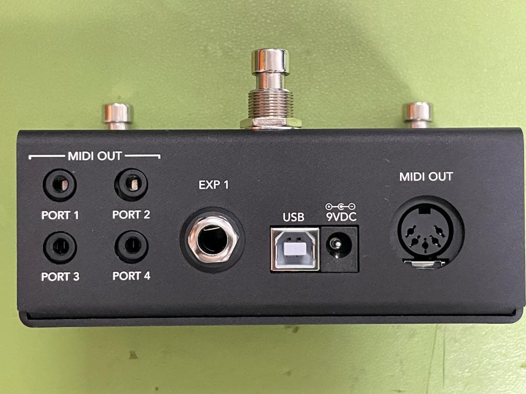 ＜おまけ付き＞ Morningstar MC3 MIDIコントローラー