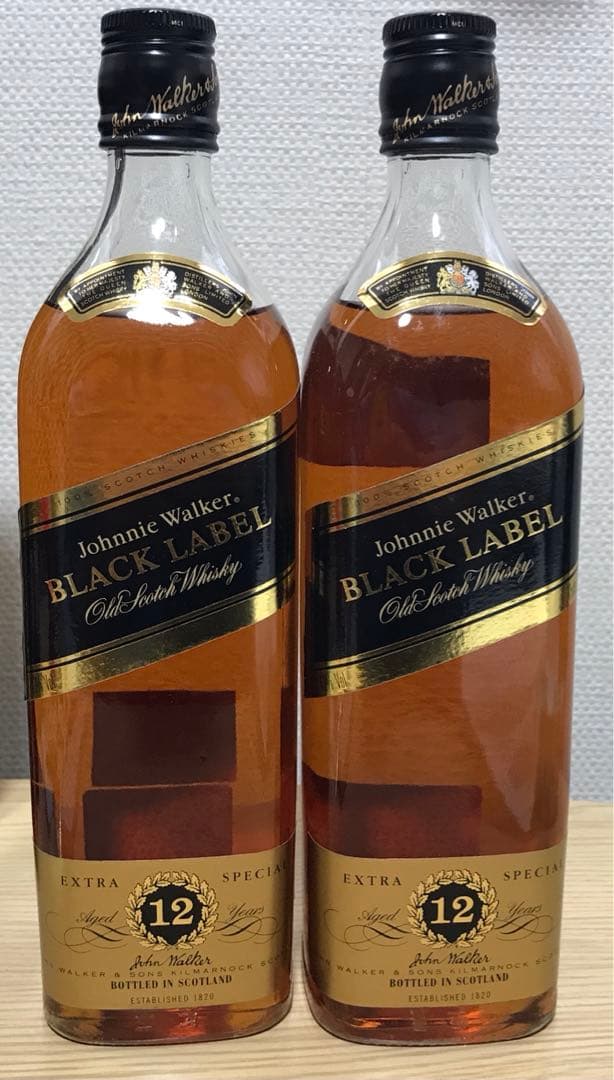 古酒ジョニーウォーカーブラックラベル2本