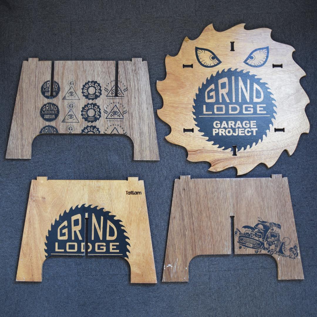 GRINDLODGE グラインドロッヂ テーブル tattum 生刷り