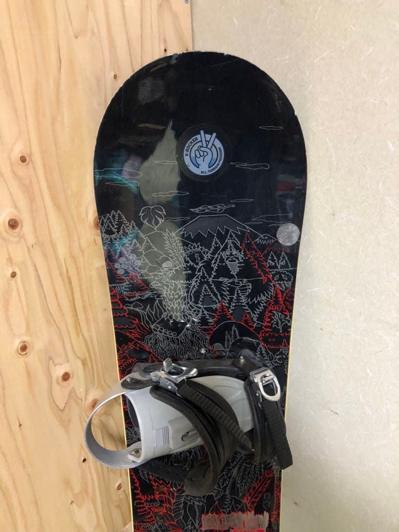 人気のBurtonBluntスノーボードとSIMSビンディングセット