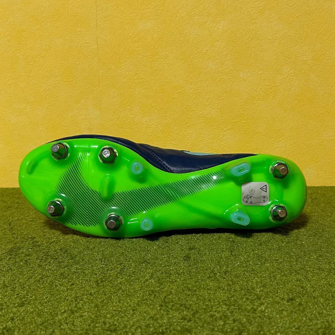 新品 サッカースパイク ナイキ ティエンポ レジェンド SG プロ 25.0cm