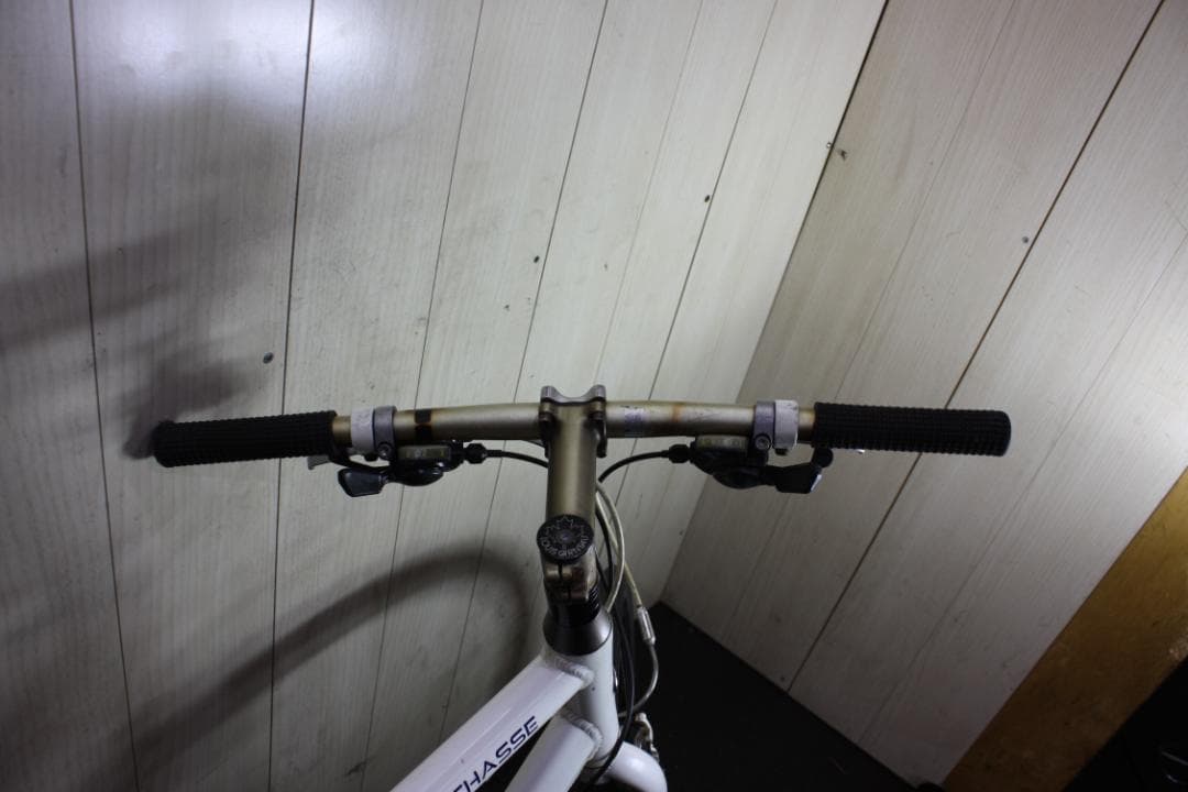 ルイガノLGS-CHASSE 700C アルミ 24速 520mm クロス