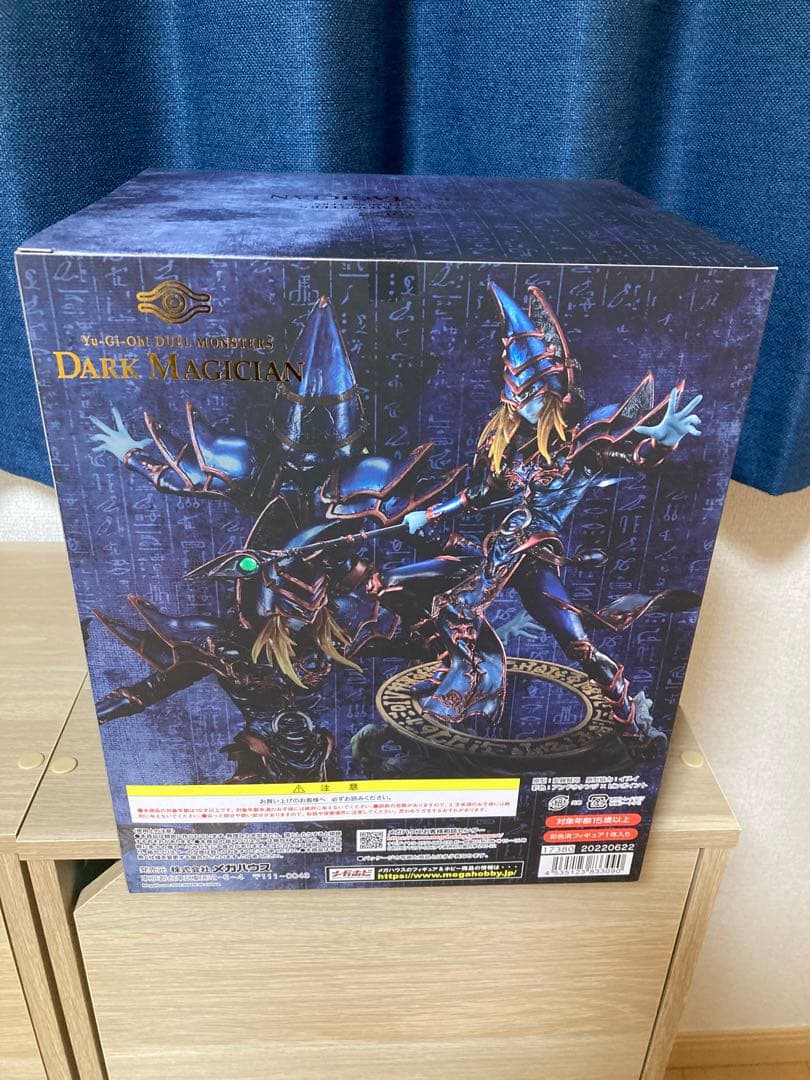 遊戯王 ブラックマジシャン 新品フィギュア ART WORKS MONSTERS