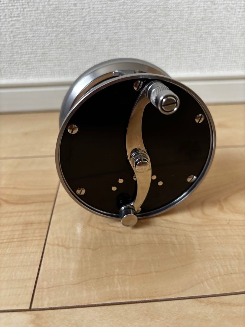 LOOP CLASSIC CR5-8 フライリール