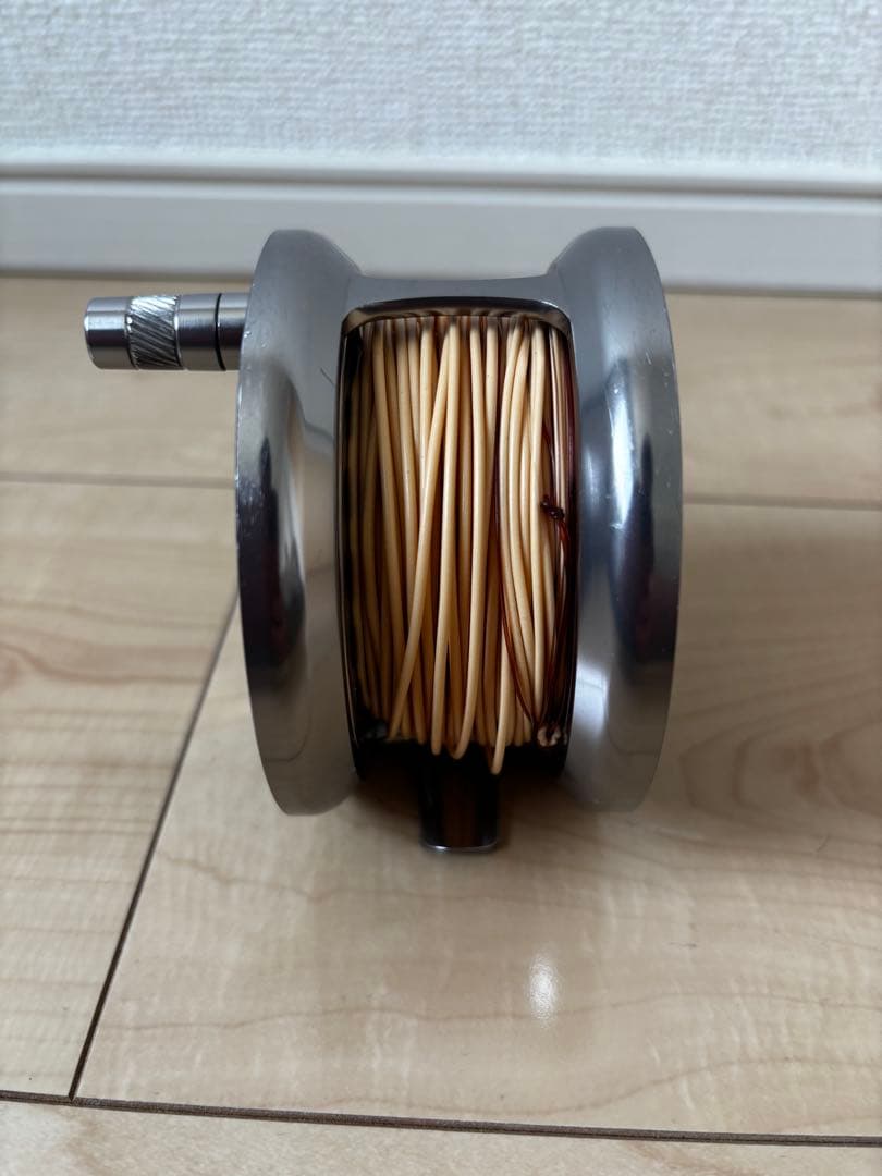 LOOP CLASSIC CR5-8 フライリール