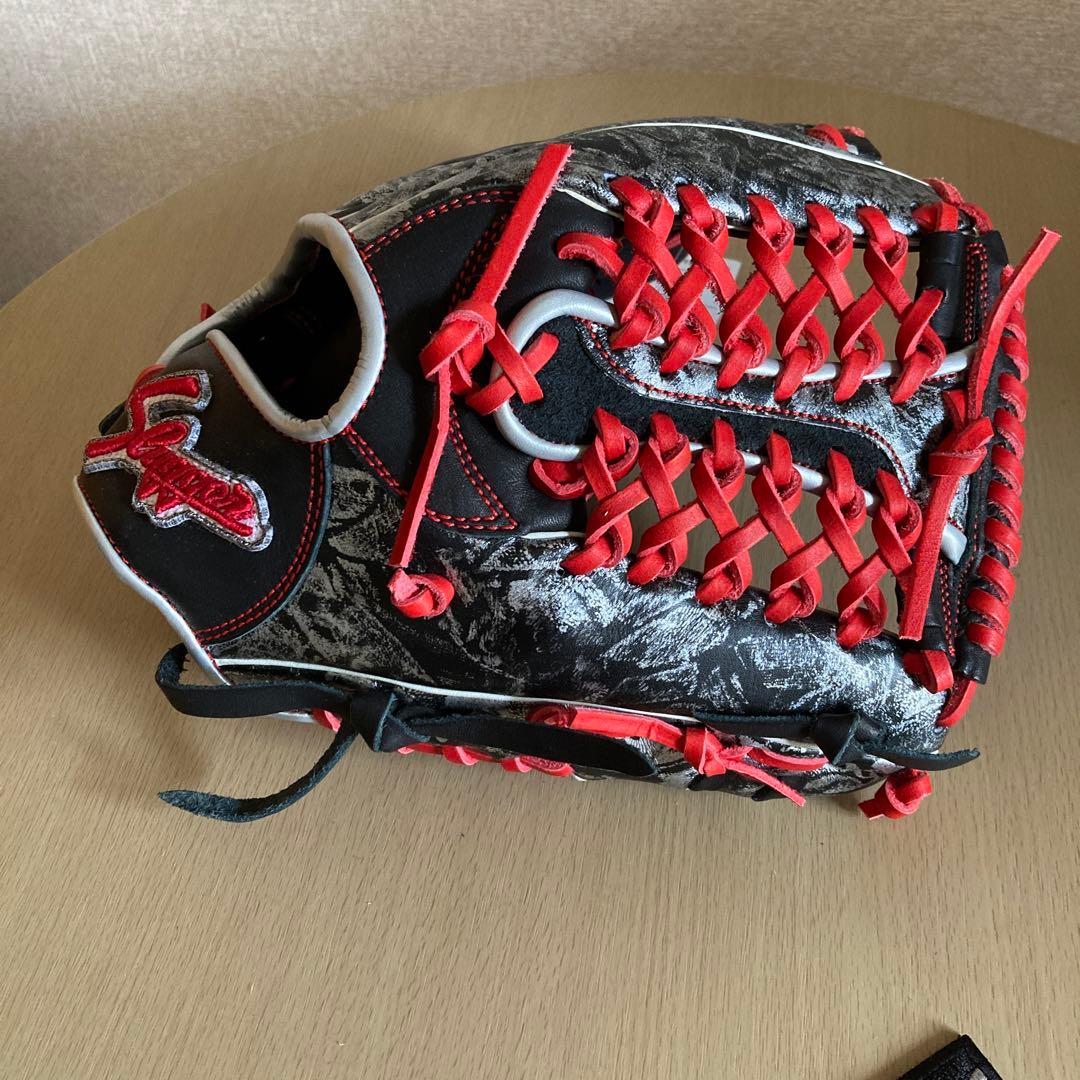 Slugger 野球グローブ 黒/赤