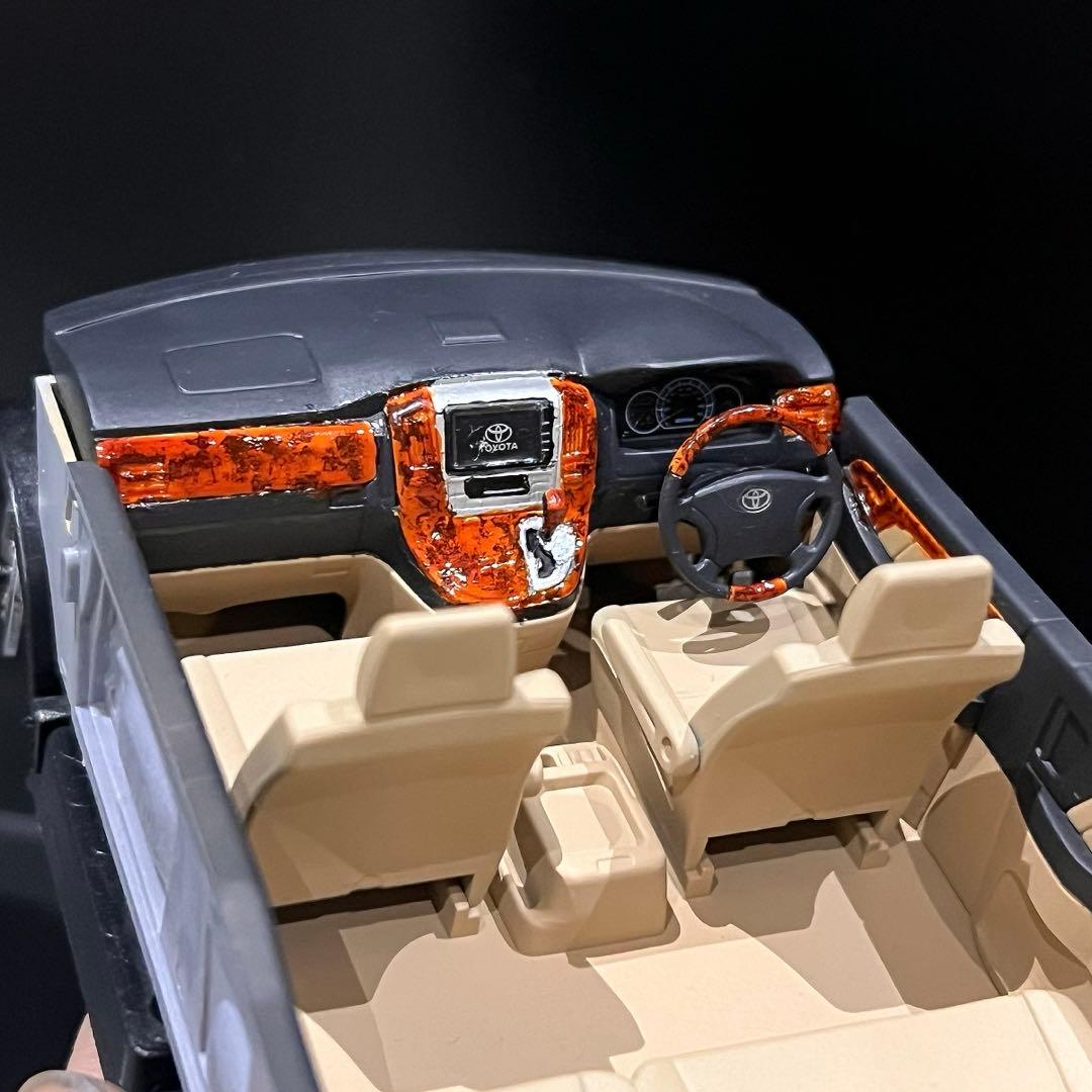 アオシマ 1/24 10系アルファード カスタム 完成品