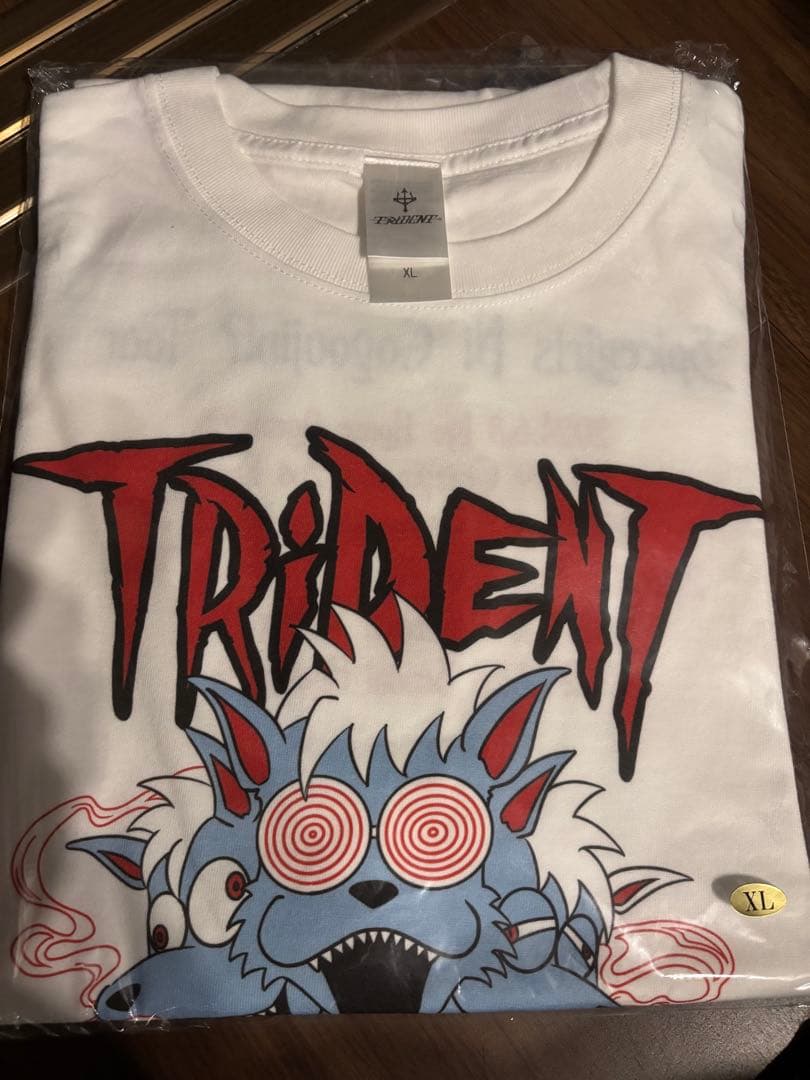 TRiDENT スタジャン　Tシャツ