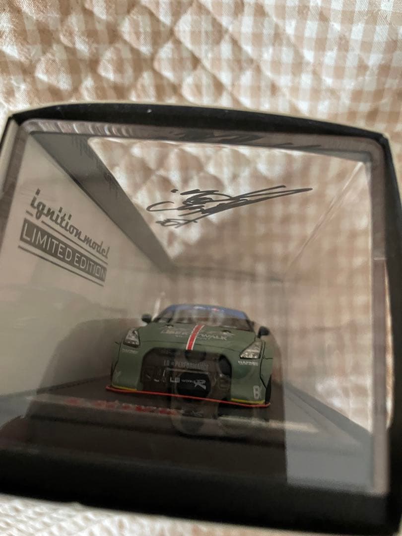 ignition.modelグリーン　リバティーウォーク戦闘機　加藤渉サイン付き