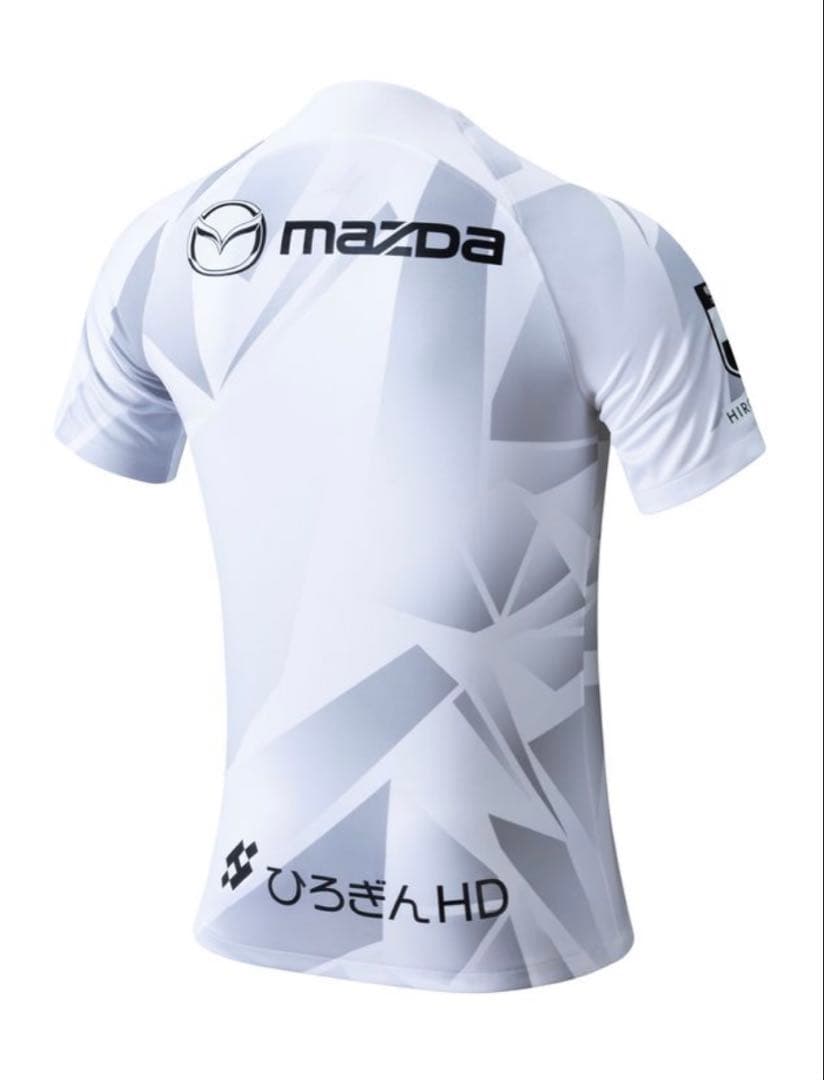 モリシ　サンフレッチェ広島 ユニフォーム 　Mサイズ　Lサイズ　各一枚