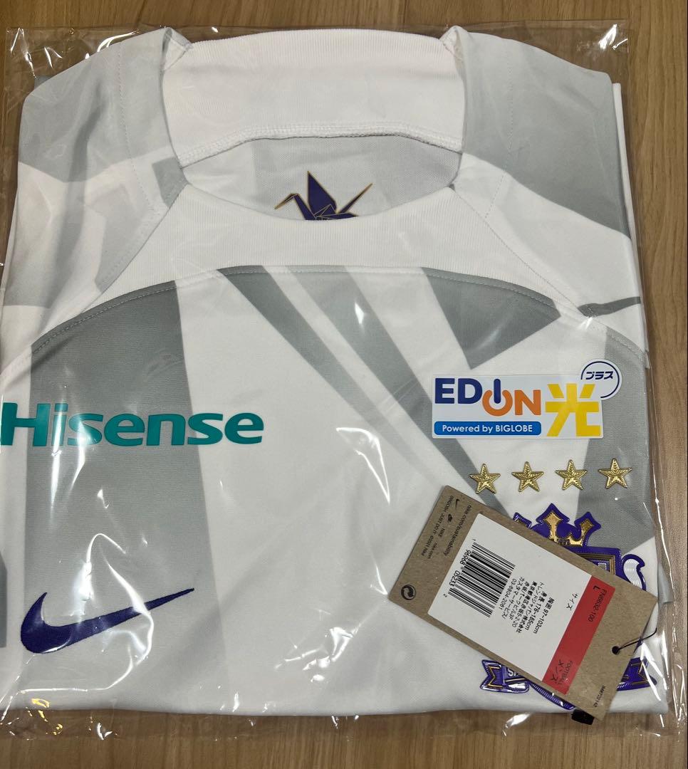 モリシ　サンフレッチェ広島 ユニフォーム 　Mサイズ　Lサイズ　各一枚